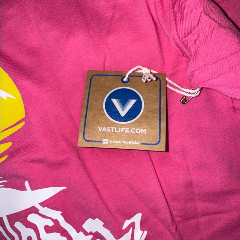 Vast Vintage Surfer Tee Fuchsia Size Medium NWT - Picture 5 of 10